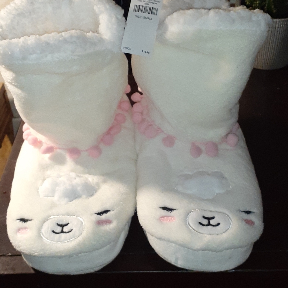Girls home slippers